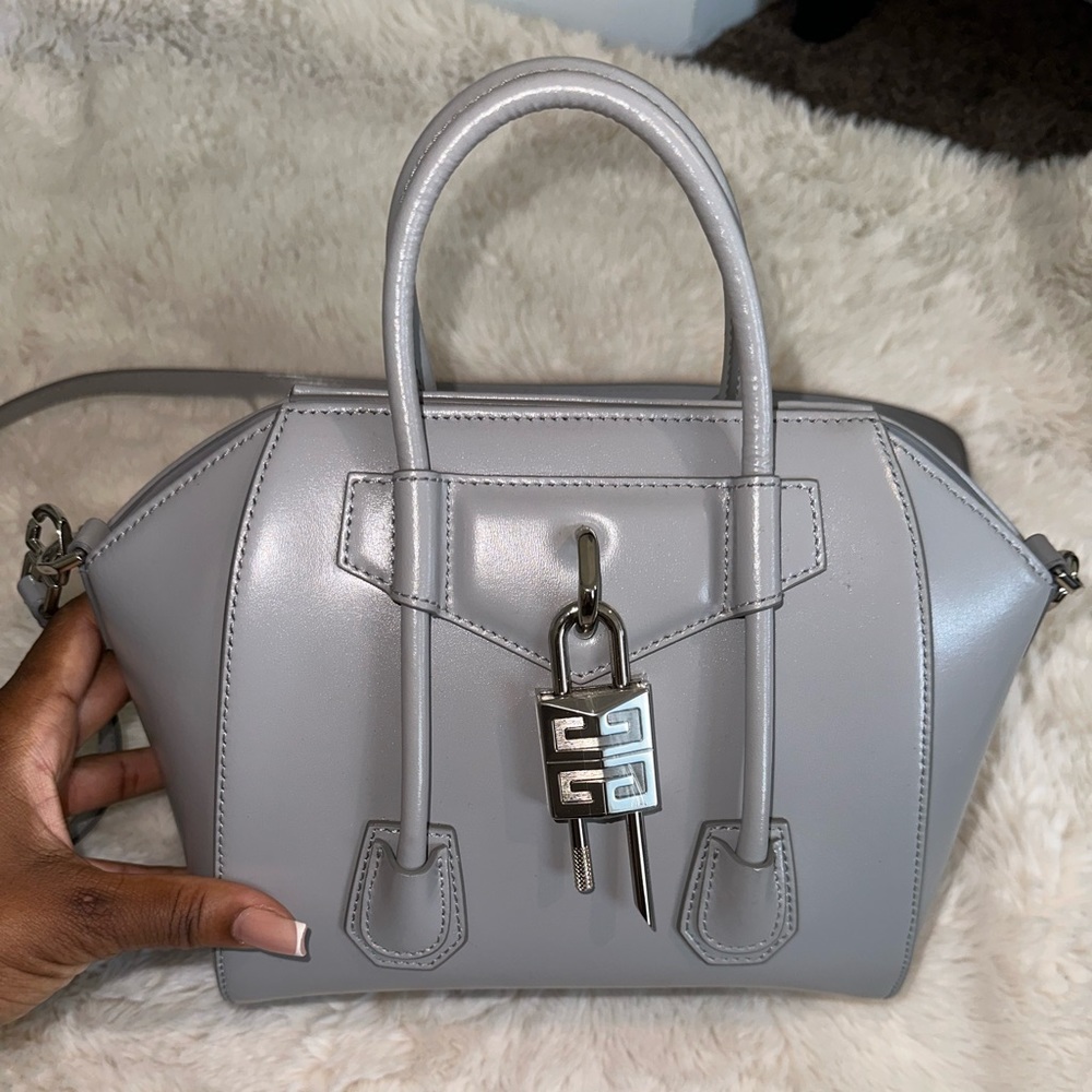 Givenchy Small Antigona handbag in Light Grey. Gently Worn top tier condition.
